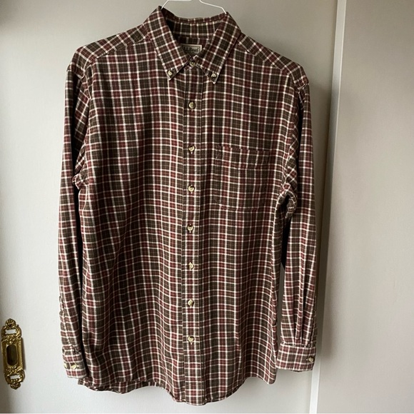LL Bean cotton Shirt Size Medium Long ML brown plaid burgundy red Button Down - Picture 1 of 16